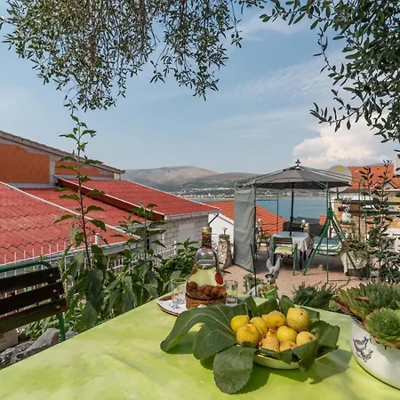 Kate * Trogir
